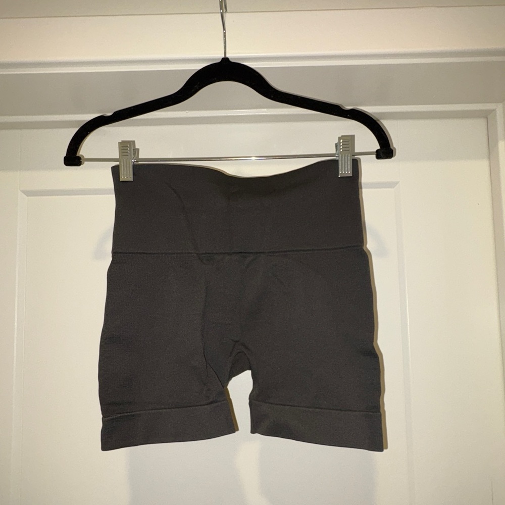 SET Active SculptFlex Grey Short